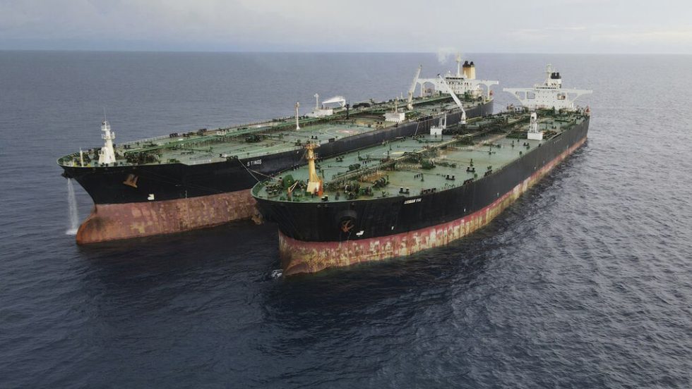 tanker petrelaiofora